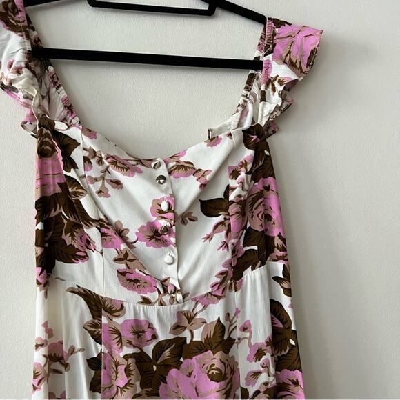 Flynn Skye x Revolve Bardot Maxi Dress in White Rose Floral Print - Picture 8 of 8